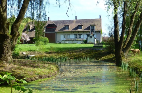 Pontoux Apartment | In southern Burgundy near Beaune, quiet, spacious vacation rental, 3-star rating