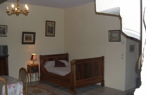 Larochemillay Apartment | In the heart of the Morvan Spacious and charming apartment for 4 people