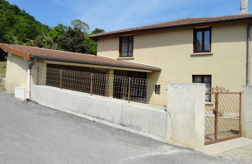 Triors House | In the right corner, seasonal furnished