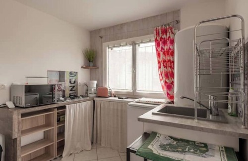 Saint-Emilion House | Independent cottage and pool in the heart of the vineyards