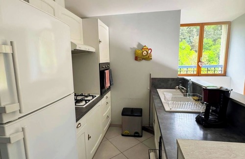 Saint-Prix House | Isolated house in the Monts d'Ardèche with pizza oven, sauna, cabin, river