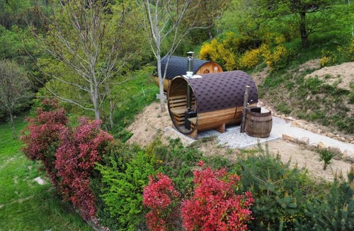 Saint-Prix House | Isolated house in the Monts d'Ardèche with pizza oven, sauna, cabin, river