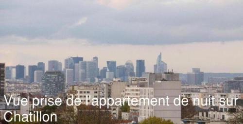 Chatillon Bed & Breakfast | Issy Citea Access Consigne dayuse Room - Work and Day Rest Timeshare - 2 min tram - Formule Temps Partagé - Navette ile d'Issy Avenue Paris 92320 espace nuit Capsule Chatillon Night