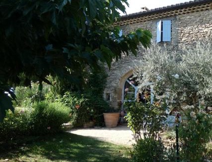 Chabrillan House | Jardin avec vue, grande piscine et mas divisé