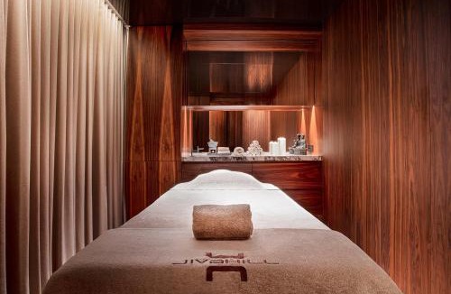 Crozet Hotel | Jiva Hill Resort - Genève