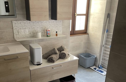 Buxy Apartment | Joli Appartement en Côte Chalonnaise Dans le Village Vigneron de Buxy