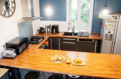 Les Gondoles House | Joli Pavillon et Jardin