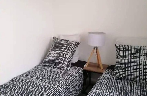 Longjumeau Apartment | Jolie F2, 4 Personnes, à 25 min de Paris, 15 min D'orly