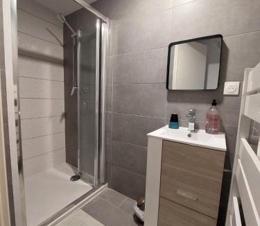 Saint-Vallier Apartment | jolie maison dans un quartier calme