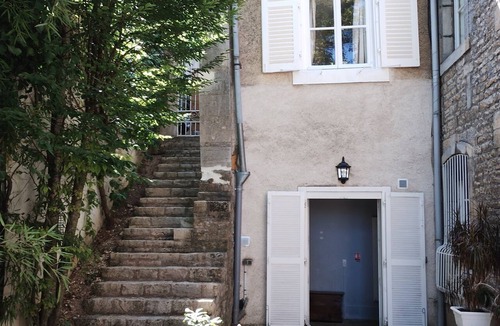 Besancon Old Town Apartment | Just a stone's throw from the Citadel, a luxury apartment that sleeps 5.