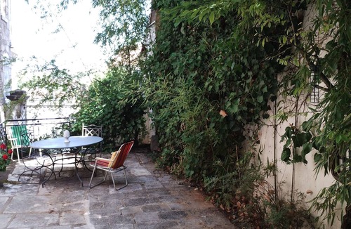Besancon Old Town Apartment | Just a stone's throw from the Citadel, a luxury apartment that sleeps 5.