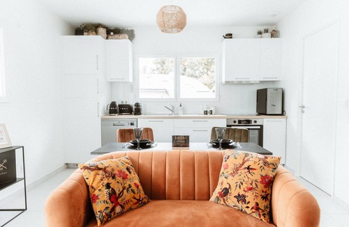 Arenthon Apartment | Kazandko: Quiet, cosy apartment between Geneva and Haute-Savoie