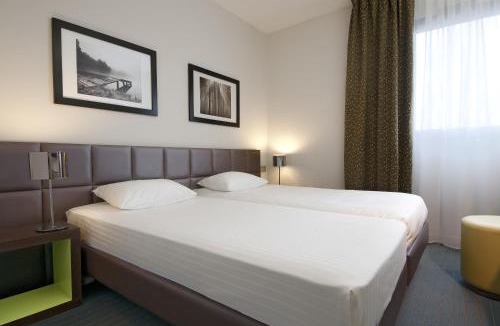 Athis-Mons Hotel | Kyriad Hôtel Orly Aéroport - Athis Mons
