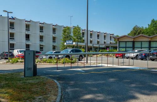Montchanin Hotel | Kyriad Montchanin le Creusot