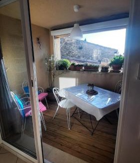 Faucon House | Là Maison Haute