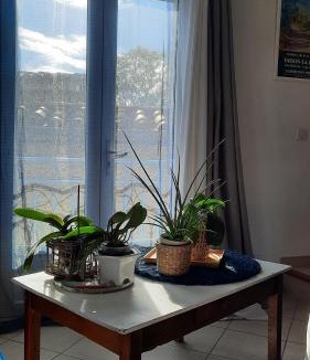 Faucon House | Là Maison Haute