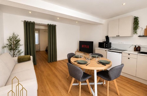 Roanne Apartment | L'Échappée du Canal