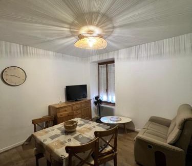 Riom-es-Montagnes Apartment | L'écrin de Loris - T1 Centre ville