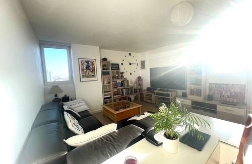 Saint-Jean-Baptiste Apartment | L'étage Lumineux