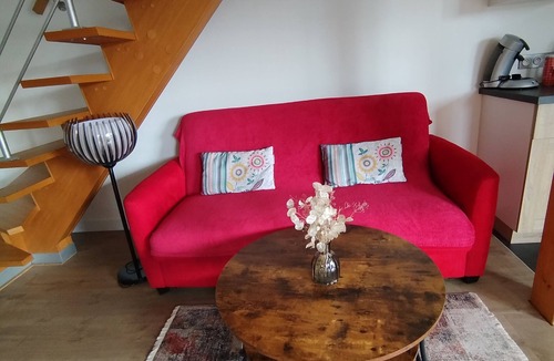 Saint-Maurice-en-Riviere Cottage | L'Albizia Air-conditioned * self-catering cottage Private parking and garden