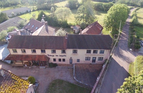 Quarre-les-Tombes House | L'ancienne auberge des Brizards- Pêche et nature 15 people