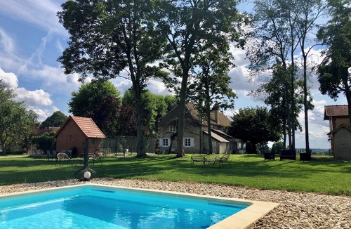 Bragny-sur-Saone House | L'annexe, character gîte in the heart of Burgundy