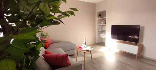 Paroisse Saint-Augustin-de-Chaux Apartment | L'appart 1807 - Spacieux - Proche centre et zone portuaire - Parking