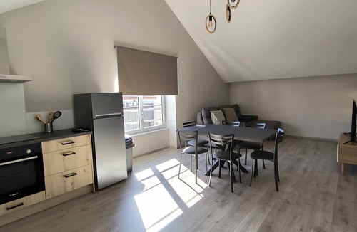 Paroisse Notre-Dame Apartment | L'appart le 1952