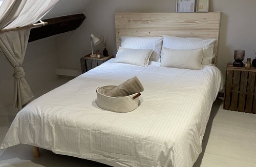 Chalon-sur-Saone Apartment | L'appart Saint-laurent au Cœur de Chalon Sur Saône
