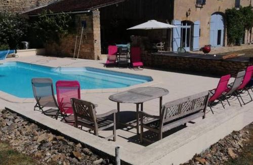Nuars House | L'Armance - Magnifique Maison typique morvan avec piscine