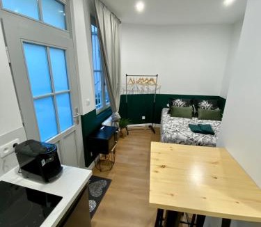 Besancon Old Town Apartment | L art Deco studette Besançon vieille ville