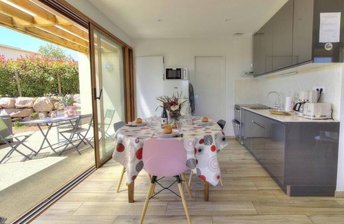 Saint-Verand House | L'Atelier - SAINT VERAND