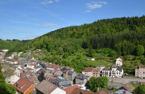 Plombieres-les-Bains Apartment | L'Empereur, sa Femme et le petit Prince