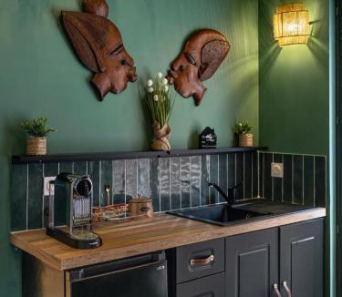 Saint-Paul-Trois-Chateaux Apartment | L escapade jungle