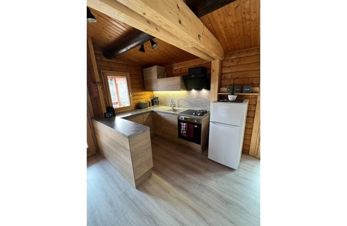 Rupt-sur-Moselle Ski Chalet | L'Escapade Chalet (Sleeps 6) with Alpaga Nordic Hot Tub