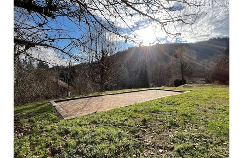 Rupt-sur-Moselle Ski Chalet | L'Escapade Chalet (Sleeps 6) with Alpaga Nordic Hot Tub
