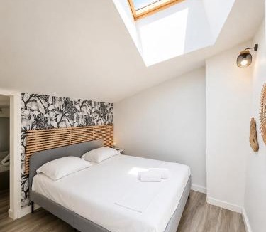 Pont-du-Chateau Apartment | La Bécanerie Calme & Duplex