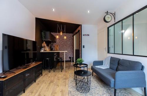 Pont-du-Chateau Apartment | La Bécanerie Calme & Duplex