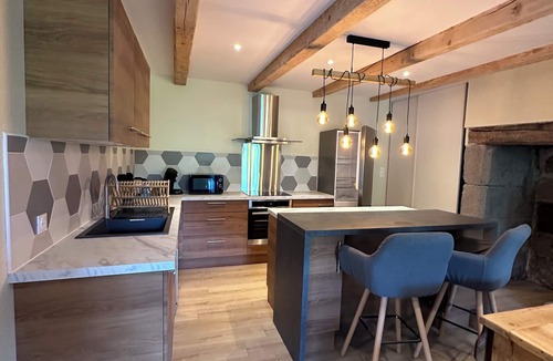 Lavigerie House | 🏡 La Bòria del Puei - Gîte de Charme au Pied du Puy Mary 🌄