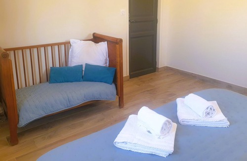 Aubignan Villa | La Bastidonne, wine route