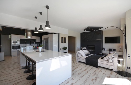 Saint-Romain-en-Viennois House | "La Belle Vie" fully renovated detached house with swimming pool