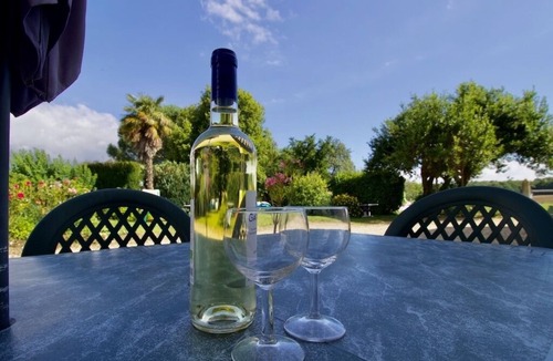 Saint Germain du Seudre Cottage | La Bigorre Farmhouse - family friendly, heated pool, 30 mins to gorgeous beaches