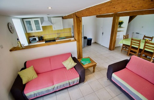 Saint Germain du Seudre Cottage | La Bigorre Grange - family friendly, heated pool, 30 mins to gorgeous beaches