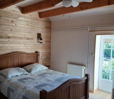 Laperriere-sur-Saone House | La cabane de Lancelot Chambre Campagne