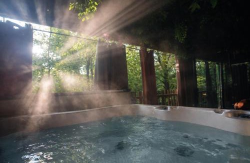 Illoud Cabin | La Cabane Enchanteresse