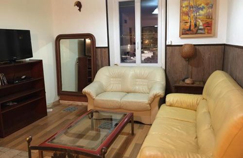 Pontarlier Apartment | La Cahute