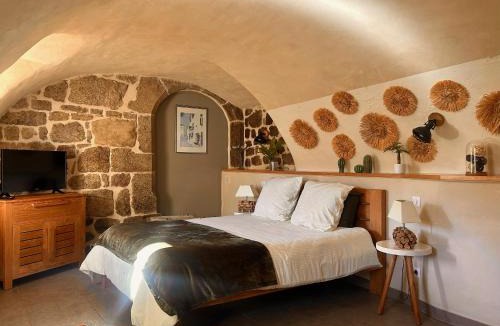 Chirols Bed & Breakfast | La Calade Chambres d'Hôtes & Espace Bien-Etre