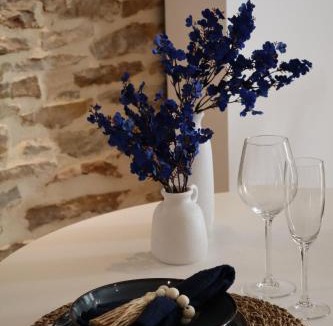 Villemoirieu House | La Caldeira Inspiration Santorin avec Balneo