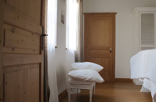 Saint-Hubert Bed & Breakfast | La Campagne Guest Room – Family Suite with Shared Terrace, Garden & Wi-Fi