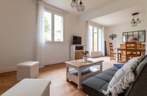 Le Cheylard House | La Cigale de Provence - Maison avec vue montagne
